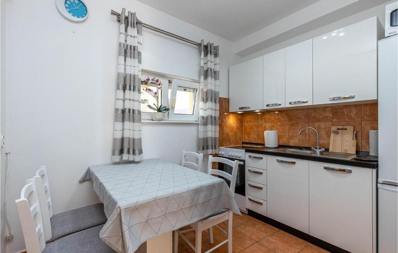 Amazing Apartment In Kostrena With 1 Bedrooms And Wifi ภายนอก รูปภาพ