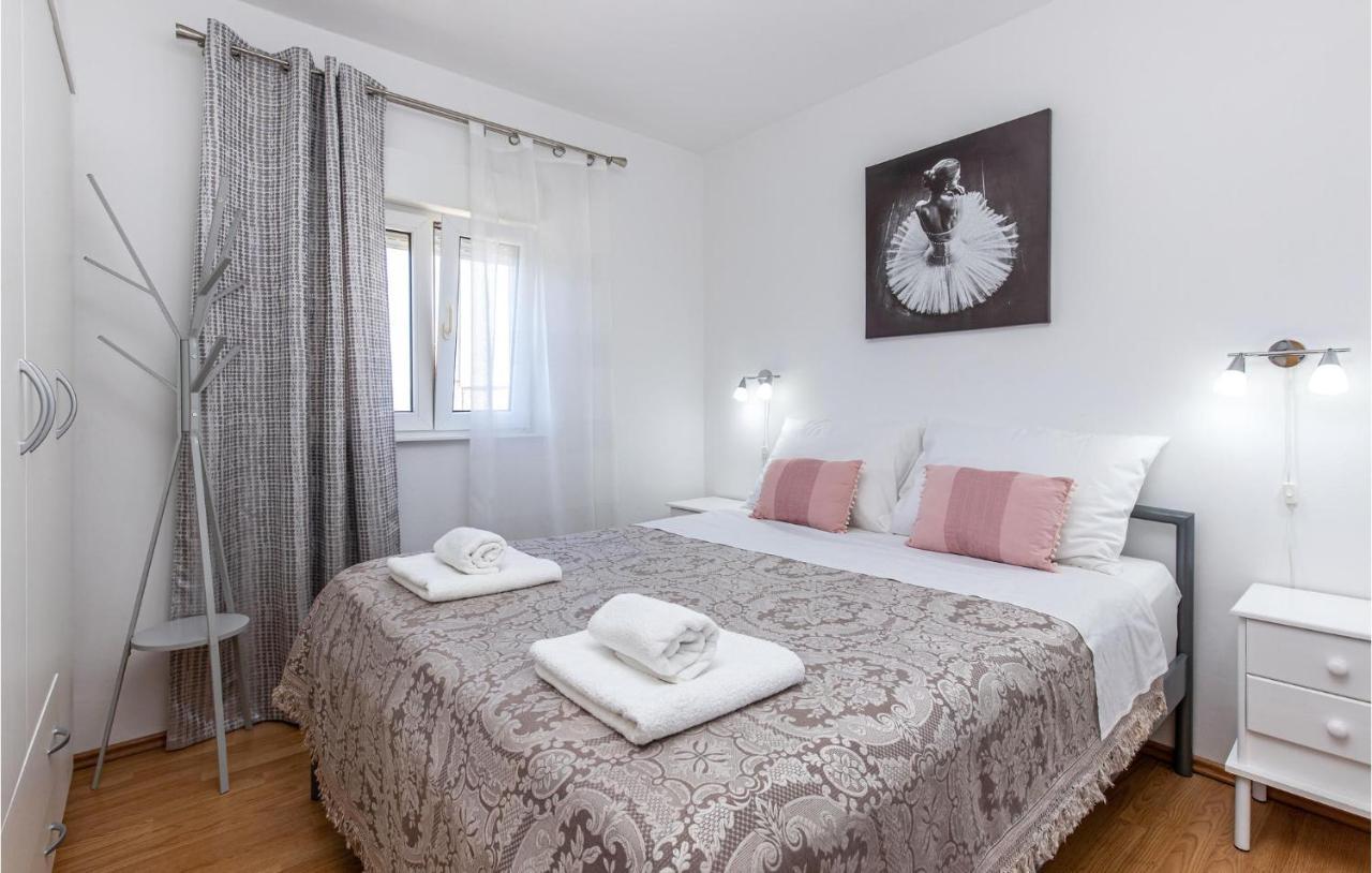 Amazing Apartment In Kostrena With 1 Bedrooms And Wifi ภายนอก รูปภาพ