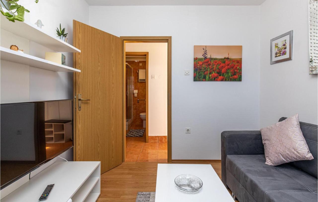 Amazing Apartment In Kostrena With 1 Bedrooms And Wifi ภายนอก รูปภาพ
