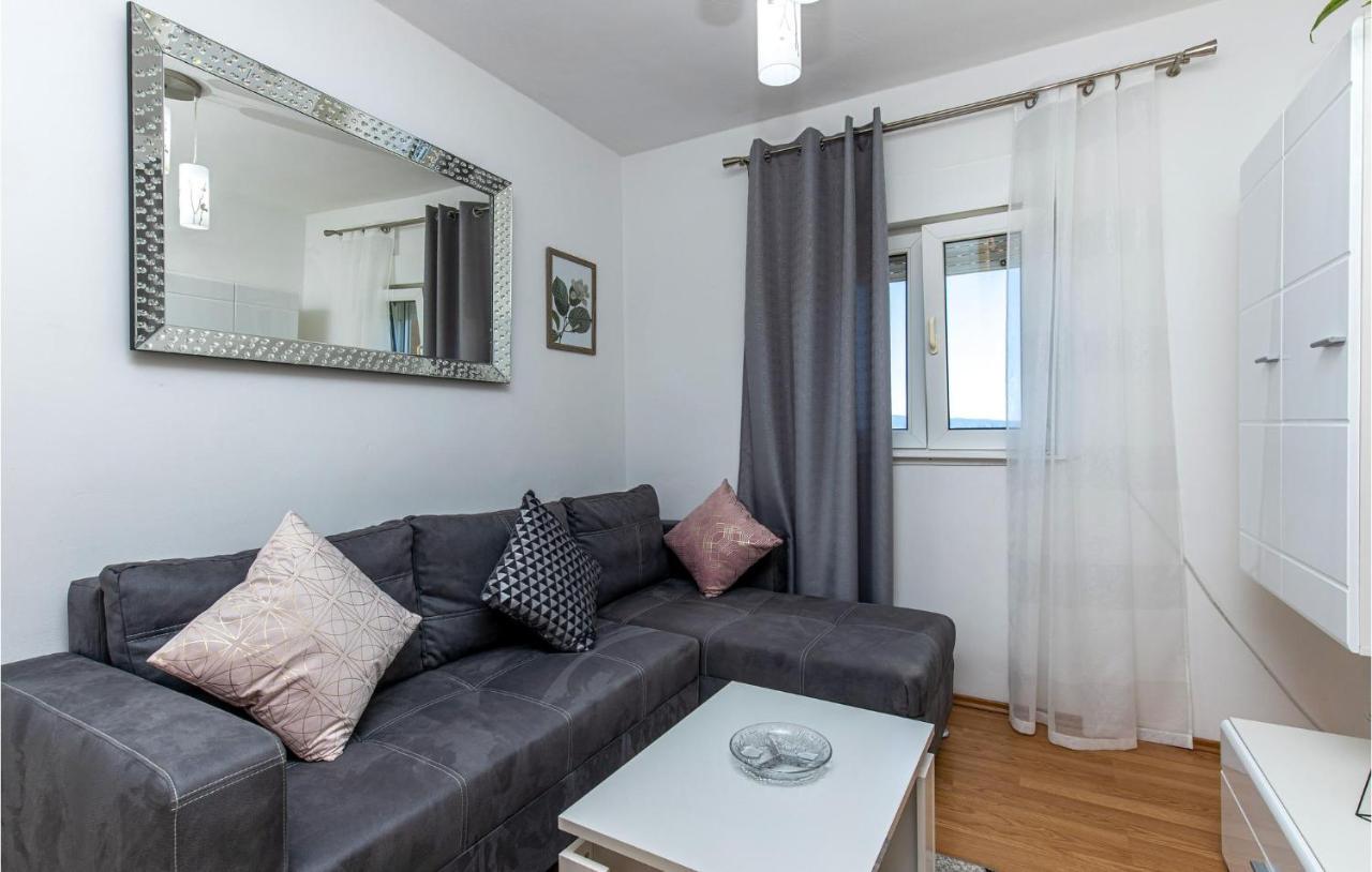 Amazing Apartment In Kostrena With 1 Bedrooms And Wifi ภายนอก รูปภาพ